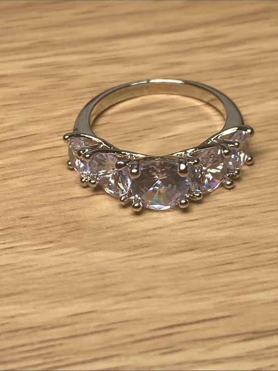 Jewelry - Sterling Silver Cubic Zirconia 5-Stone Ring - White